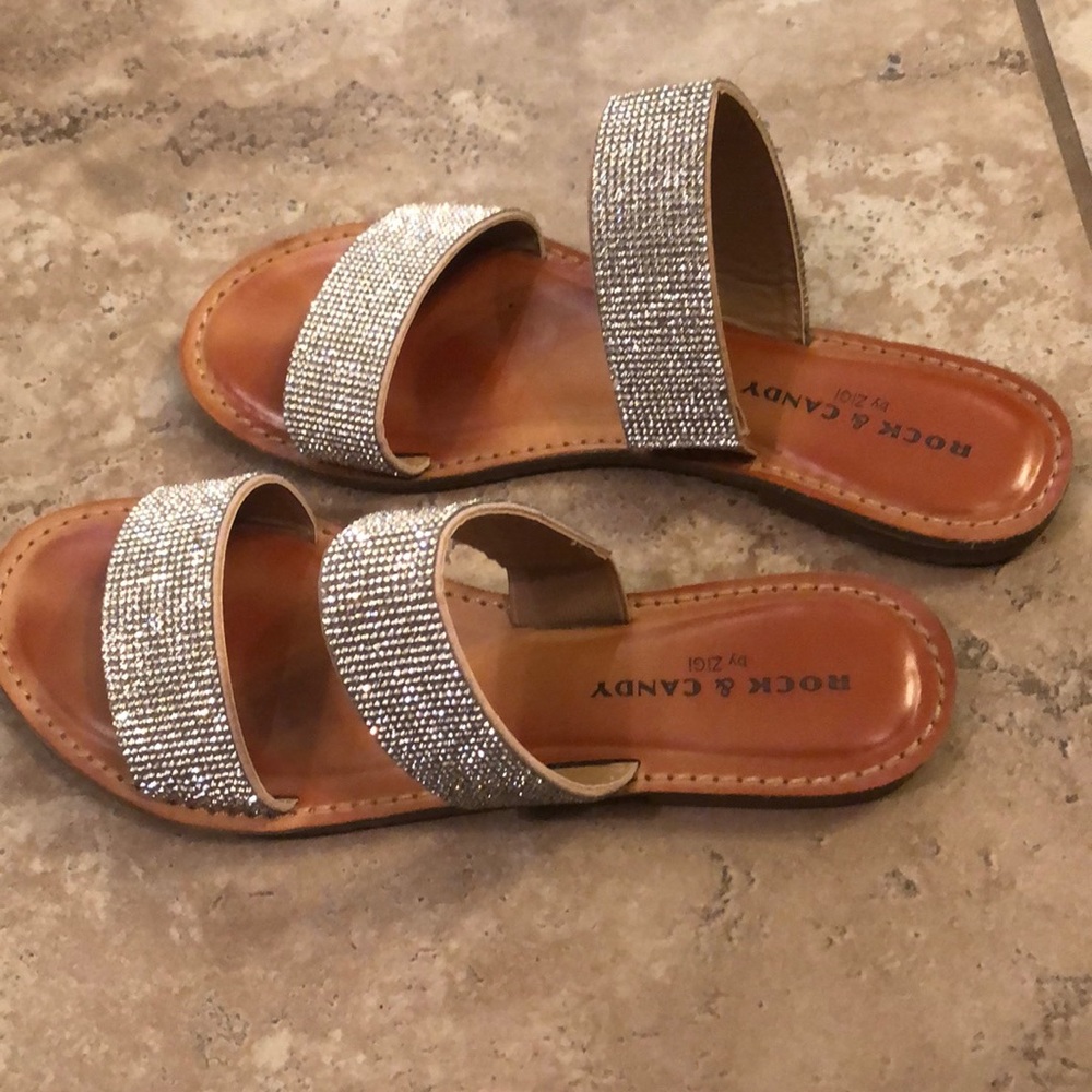 Sandals - Picture 3 of 6